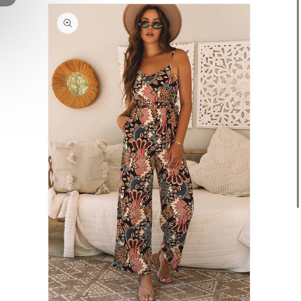 Never worn Floral Jumpsuit with Sleeveless Fitted Bodice